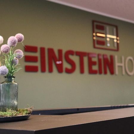 Einstein Hotel Am Roemerpark Андернах Екстер'єр фото